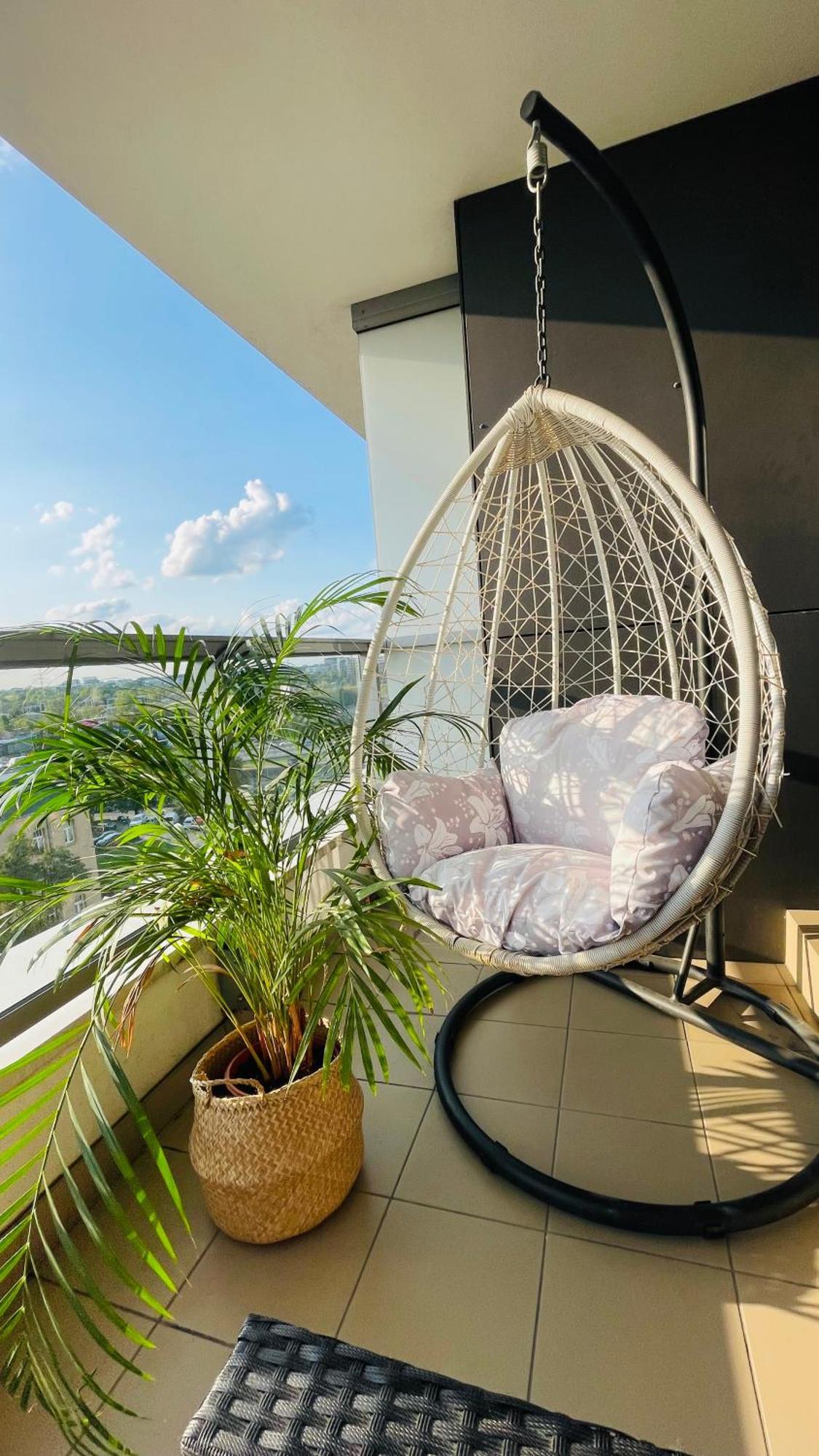Millennium La Tour Apartment Warsawa Bagian luar foto